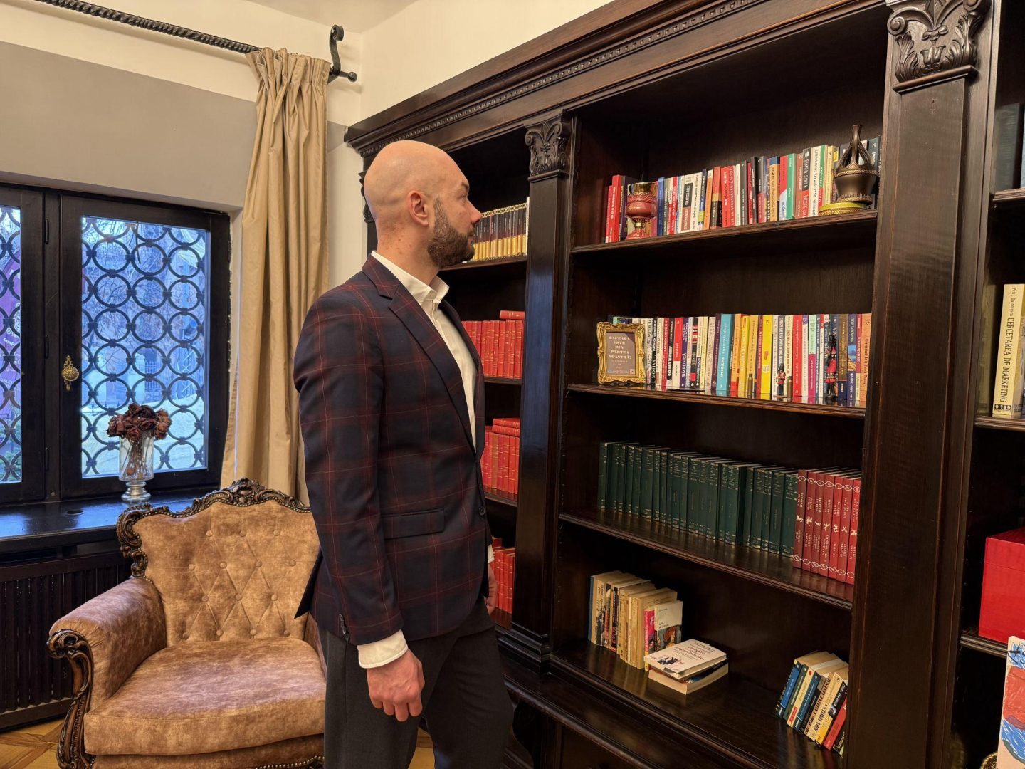 Zbor anulat, rambursare amânată: pașii care produc efect, ghidați de avocatul Vladimir Naciu